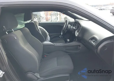 2019 Dodge Challenger R/T z USA, uszkodzony, nr VIN 2C3CDZBT6KH652184